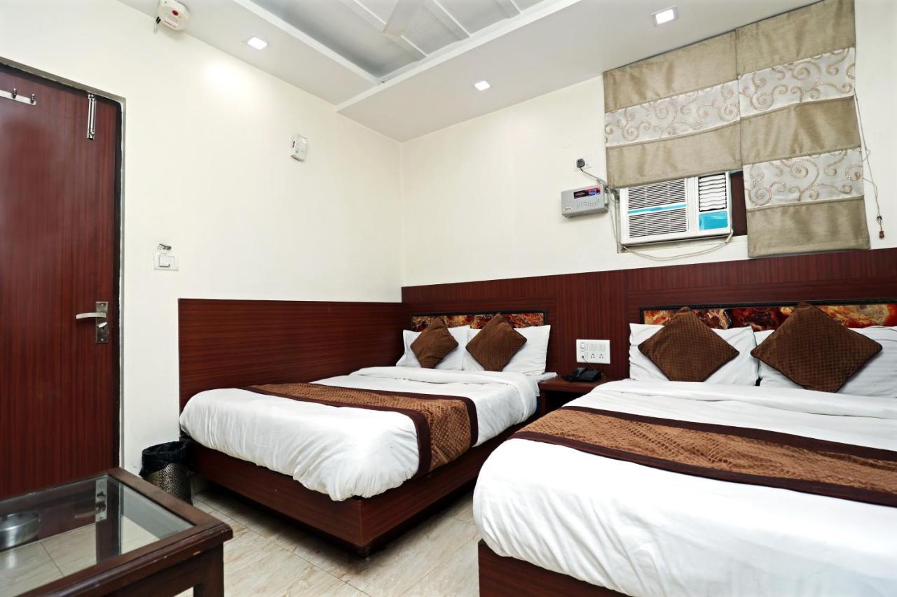 Hotel Toto International Dx New Delhi Extérieur photo