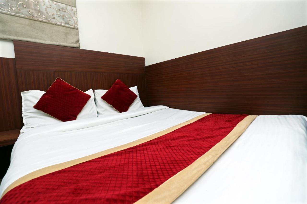 Hotel Toto International Dx New Delhi Extérieur photo