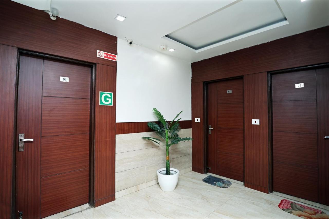 Hotel Toto International Dx New Delhi Extérieur photo